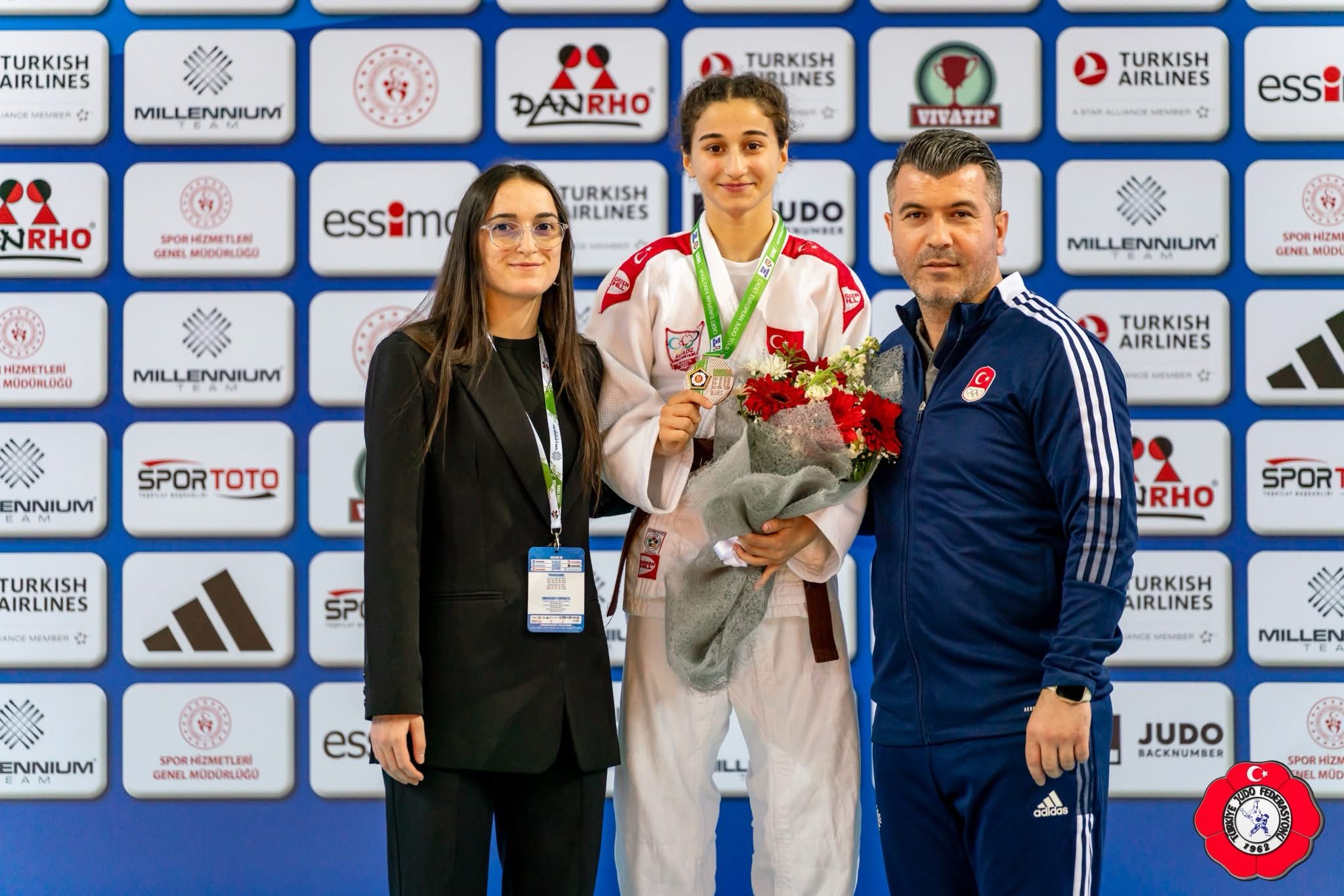 JUDO DA BRONZ MADALYA KAZANDIK