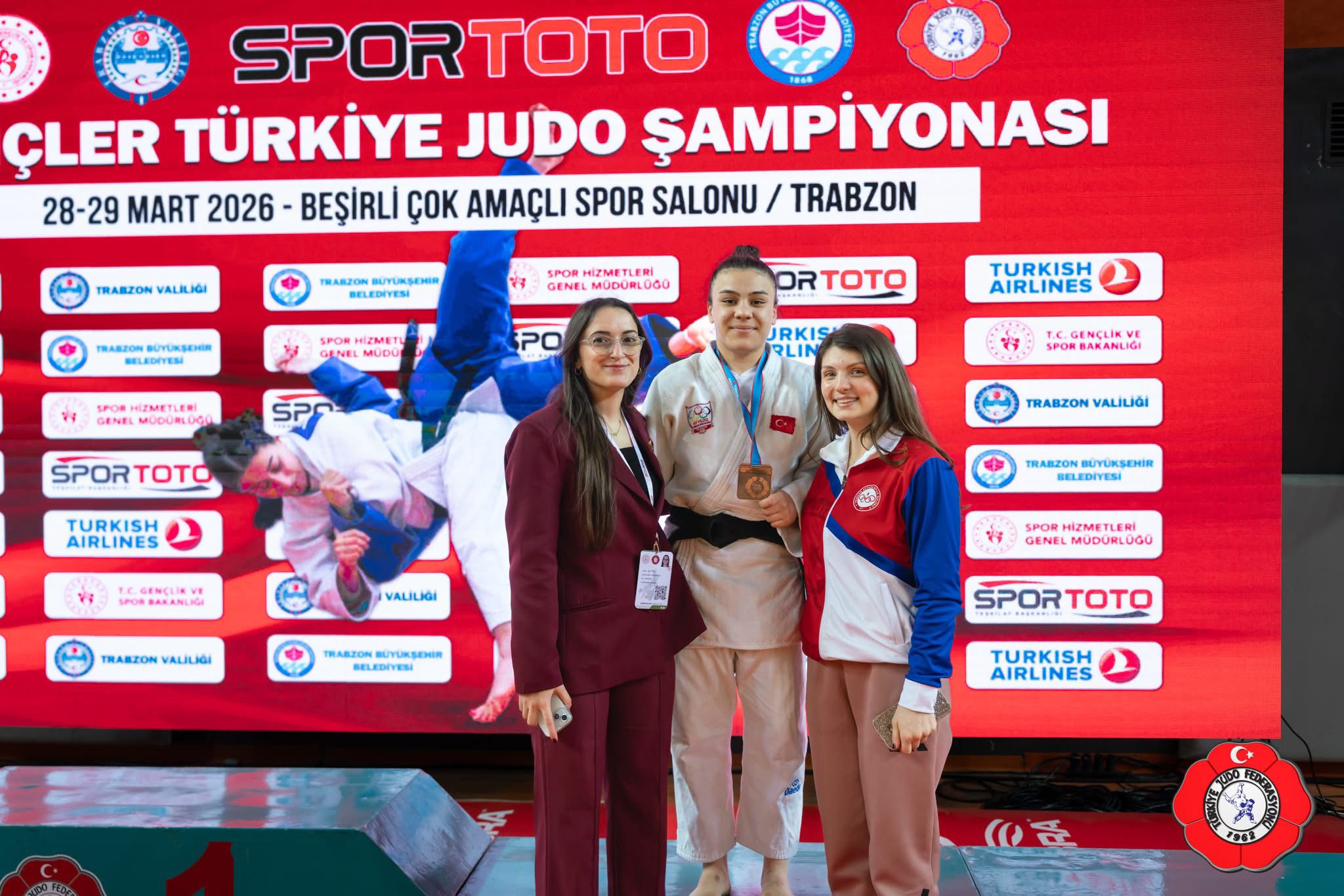 judoda R�ya Ceylan bronz madalya kazand�.