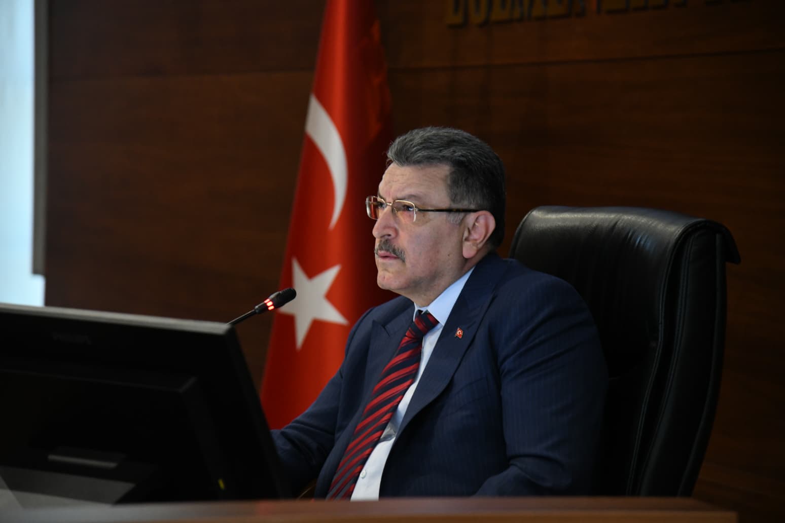 'KARAG�Z MEYDANI KEND�N� F�NANSE EDECEK'
