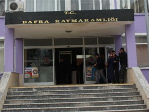 Kaymakamlığa pompalı tüfekle girdi