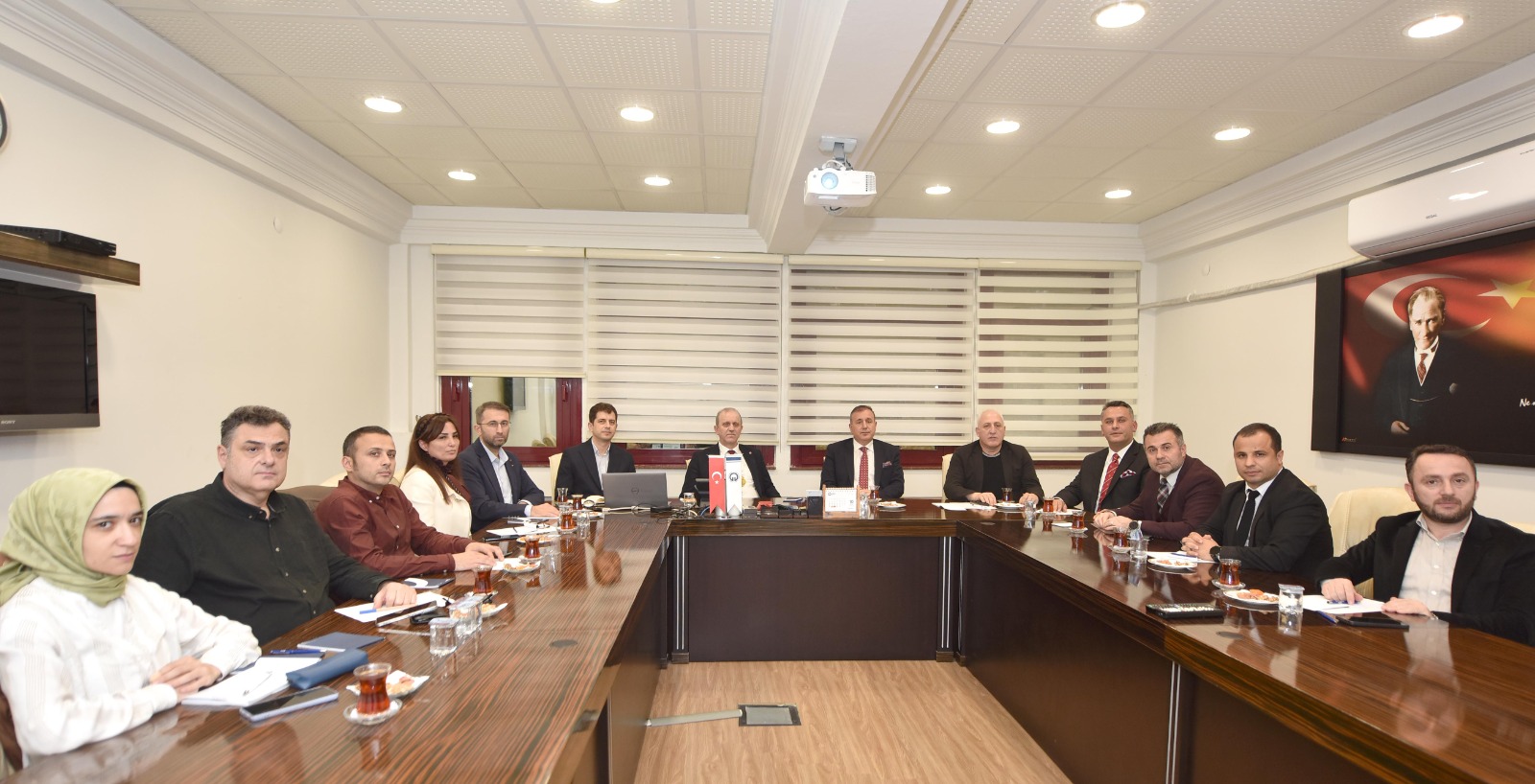 Kişiye Özel İmplant Altyapısının Geliştirilmesi ve Ticarileştirilmesi Projesi Değerlendirme Toplantısı yapıldı