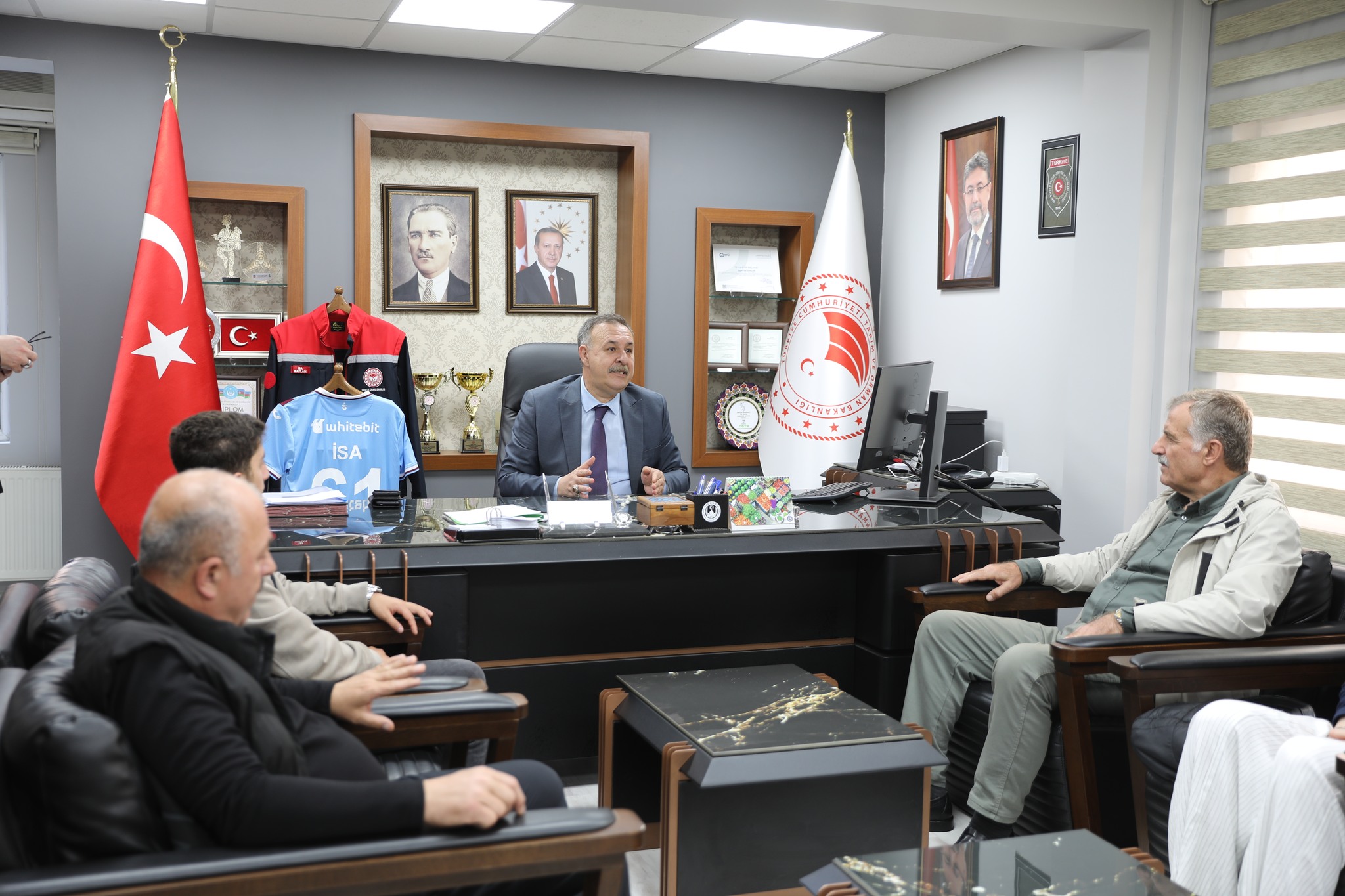 KOKARCA İLE TOPYEKÜN MÜCADELE