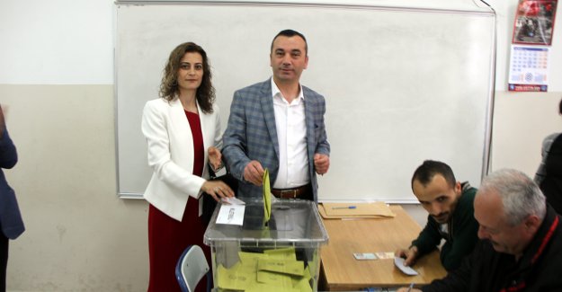 MHP'li Yavuz Aydın oyunu kullandı