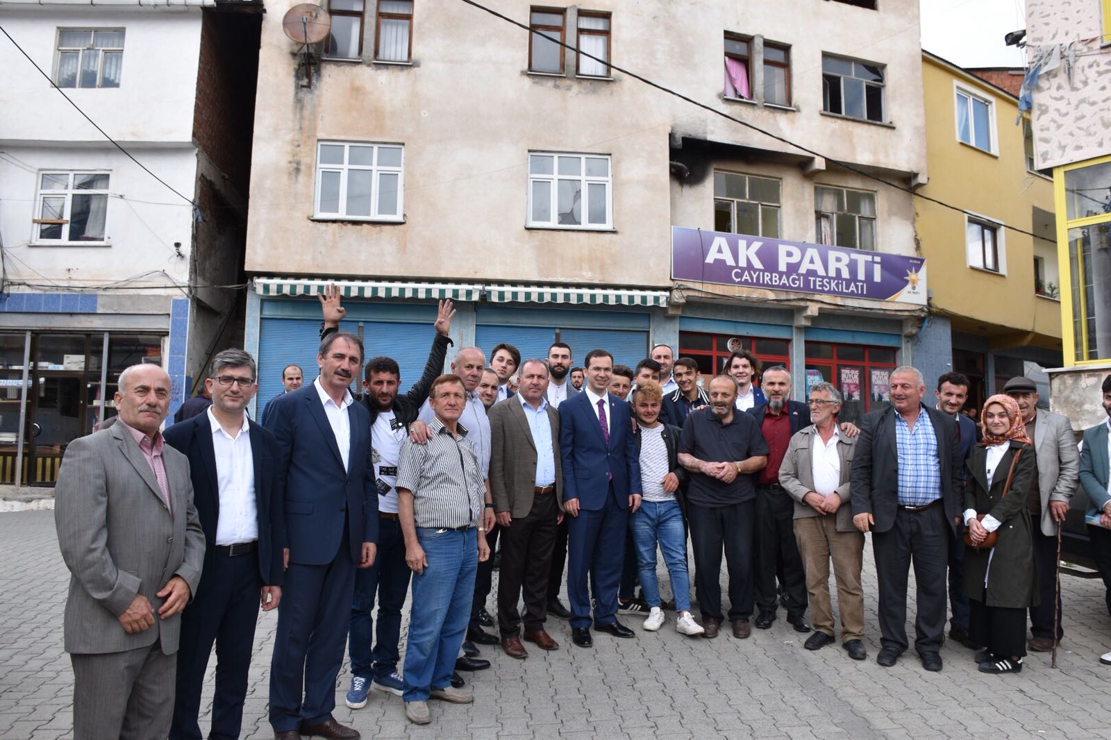 MLLETMZ AK PARTݒNN TADINI ALMITIR

