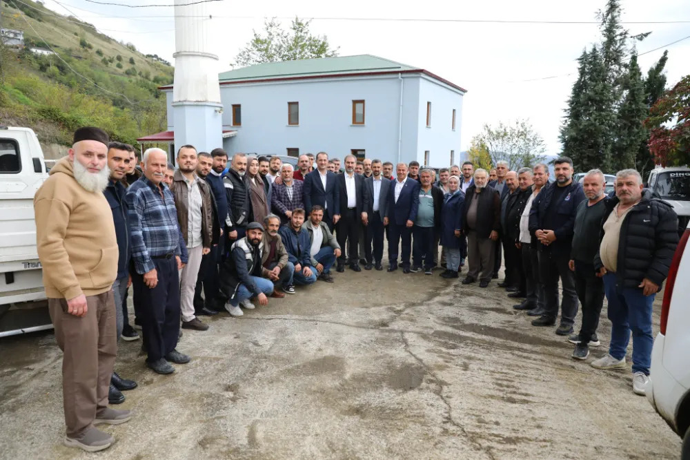 M�LLETVEK�L� �EN MAHALLELERDE
