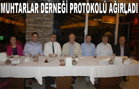 Muhtarlar Dernei iftar Yemei Verdi
