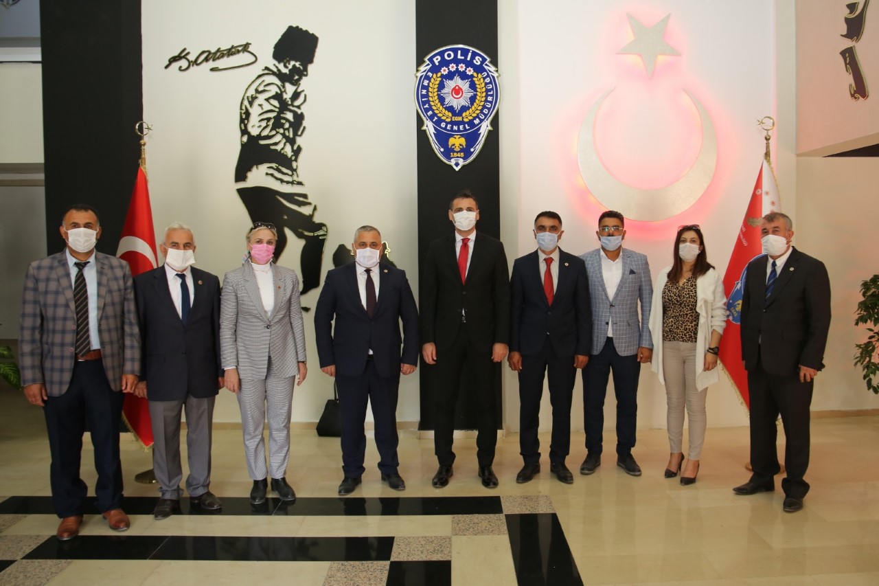 MUHTARLARDAN HAKKAR IKARMASI

