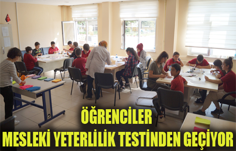 RENCLER MESLEK YETERLLK TESTNDEN GEYOR.