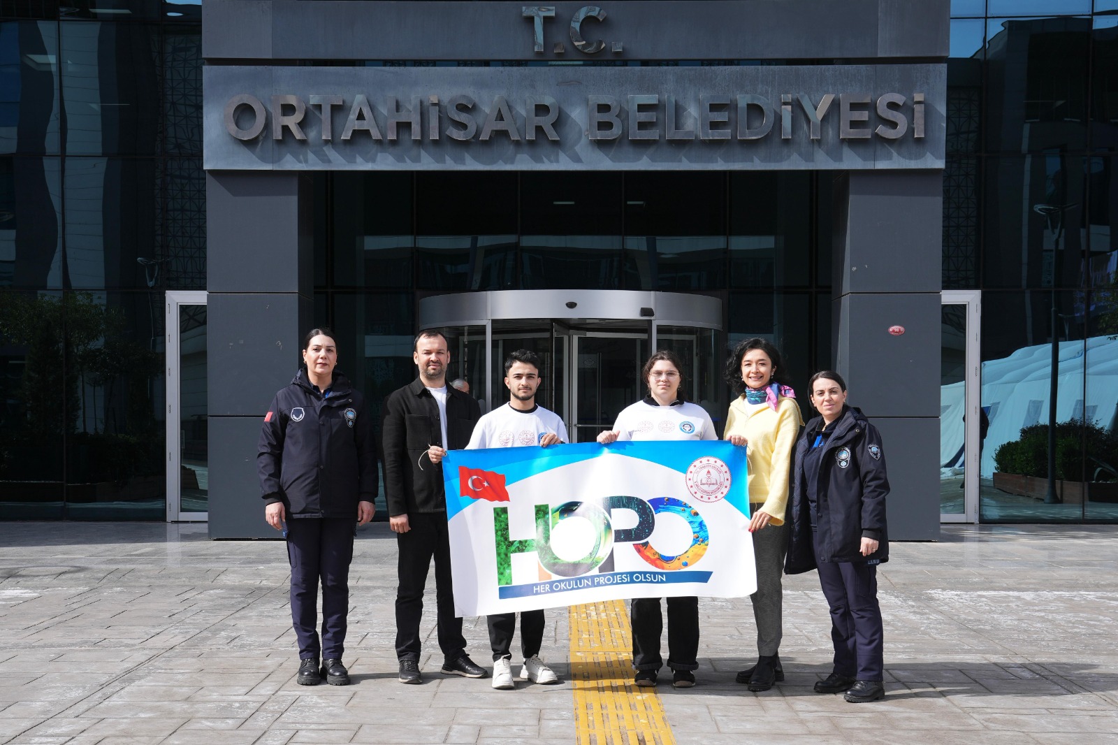 ORTAH�SAR BELED�YESݒNDE E��T�M VE DENET�M B�R ARADA