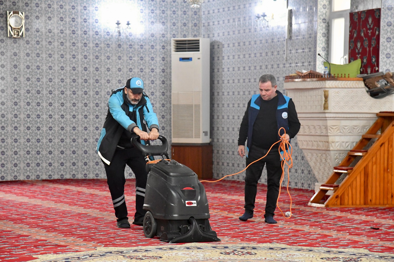 ORTAH�SAR BELED�YESݒNDEN CAM�LERDE RAMAZAN TEM�ZL���