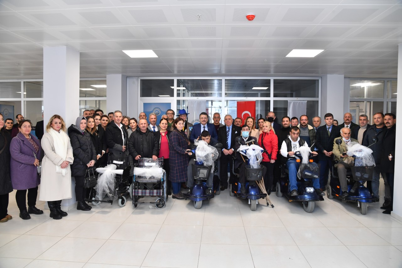 �zel gereksinimli bireylerin ak�l� ara� sevinci!

