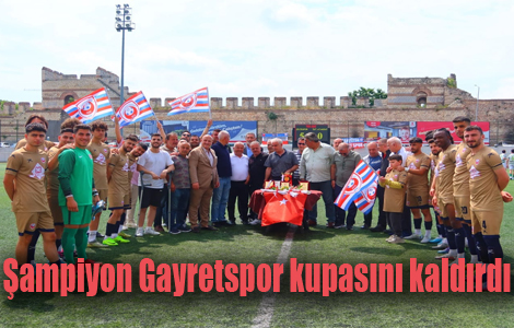 ampiyon Gayretspor kupasn kaldrd
