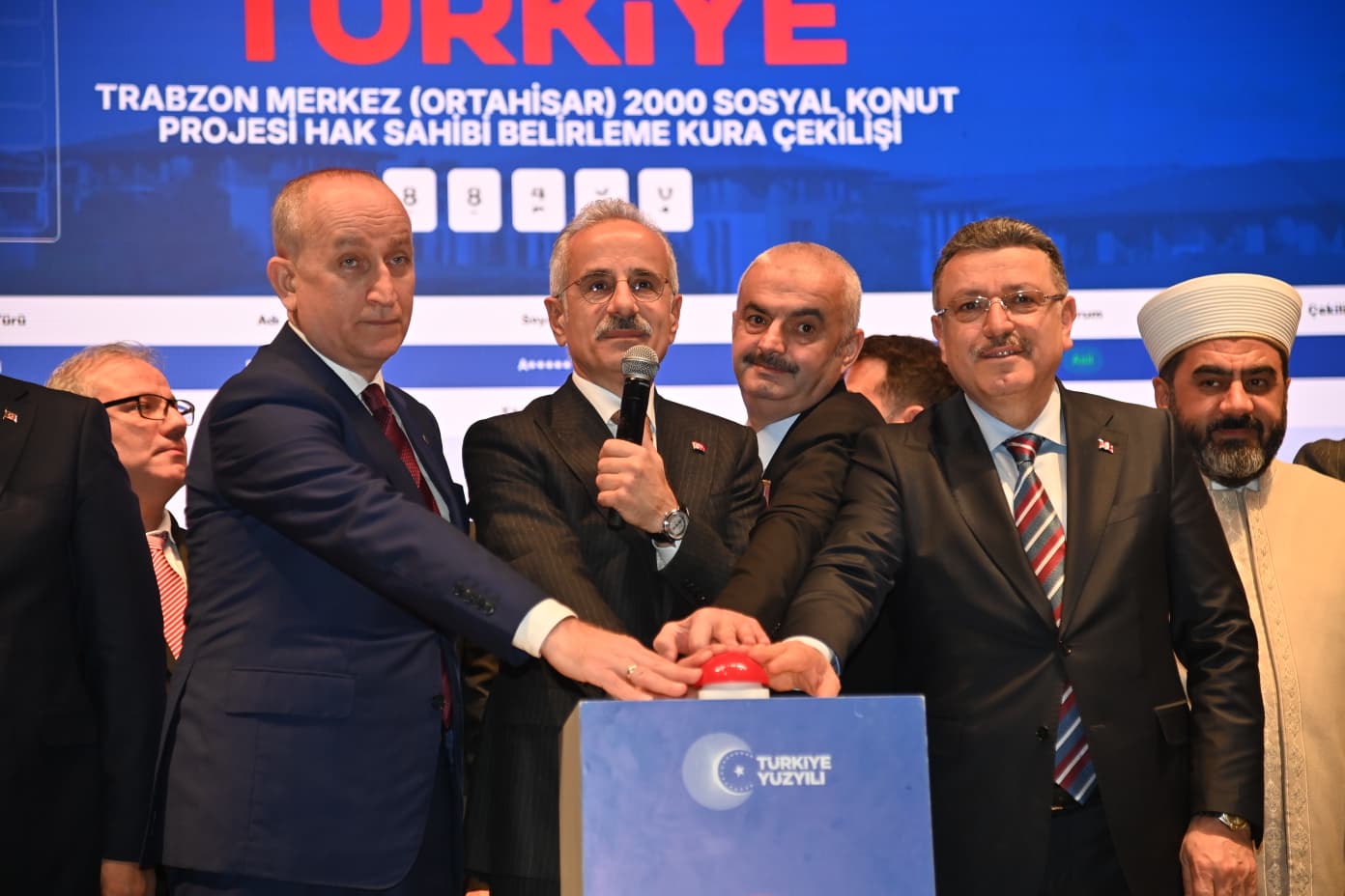 SOSYAL KONUT ���N ARSA �RETECE��Z
