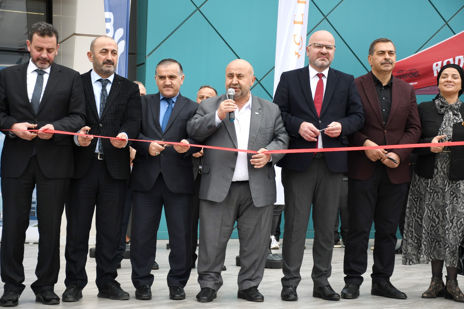 TCARET ZGNEޒLE BEREKETLEND

