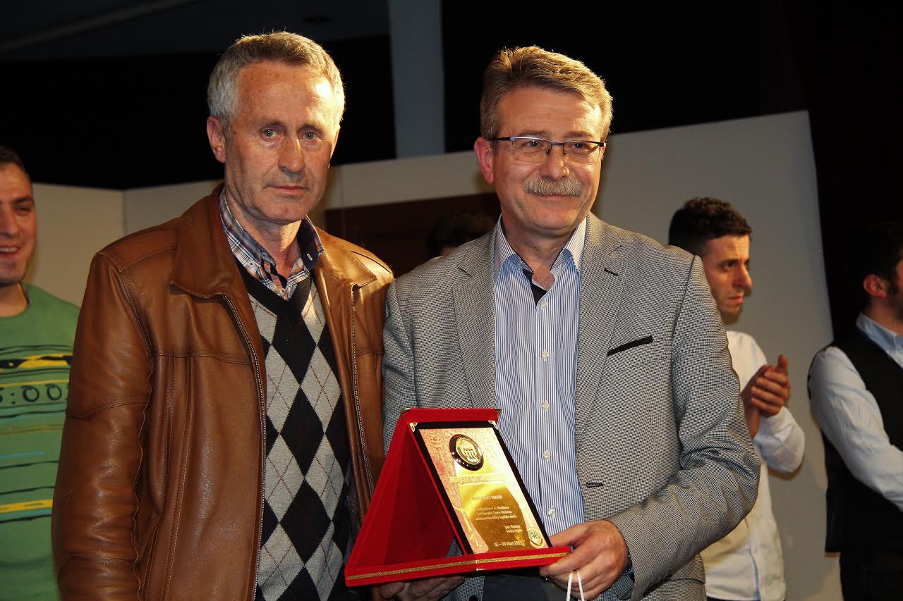 Tiyatro Gnleri Devam Ediyor


