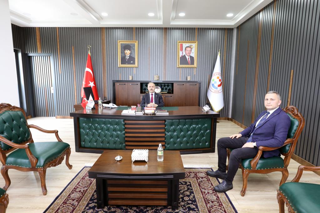 TMMOB Peyzaj Mimarları Odası Trabzon Şube Başkanından Trabzon Üniversitesi Rektörüne Ziyaret