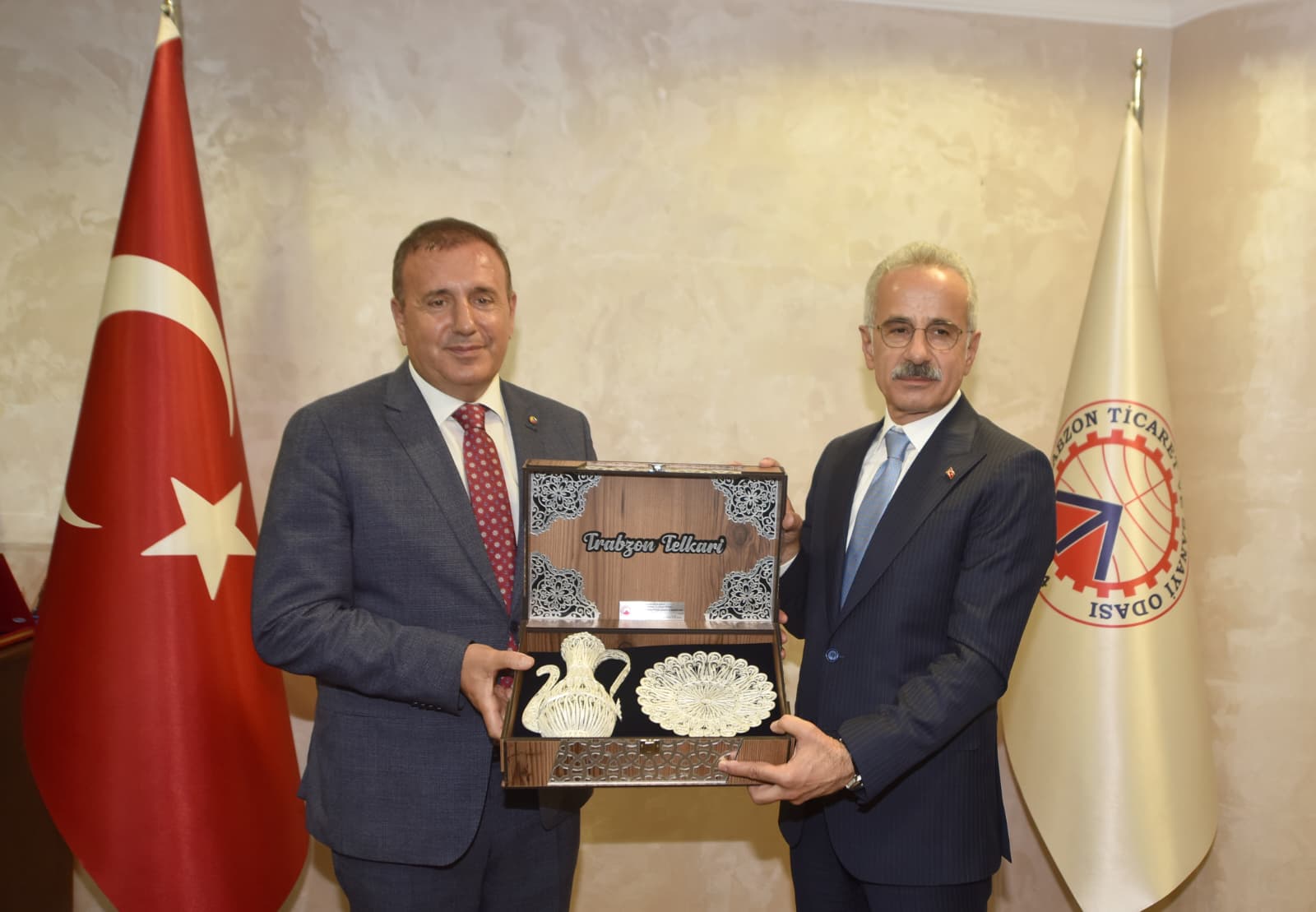 Trabzon Geli�im Stratejisi toplant�s� TTSO�da yap�ld�
