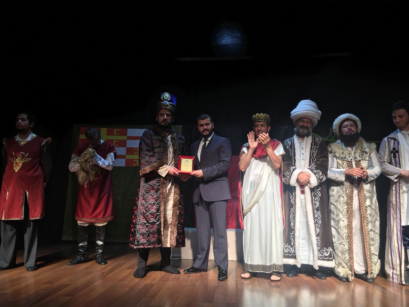 Trabzon Ülkü Ocaklarından Tiyatro