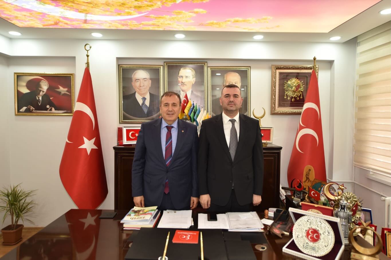 Trabzon�da Ekonomi ve Mahalle G�ndemi Masada