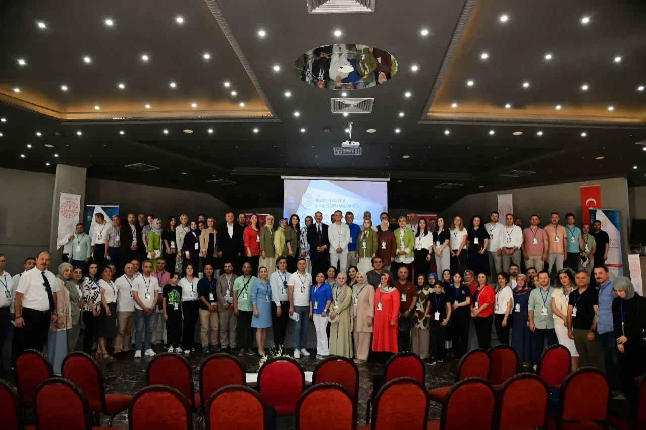 Trabzon'da T�rkiye Y�zy�l� Maarif Modeli �zleme ve De�erlendirme �al��tay�
