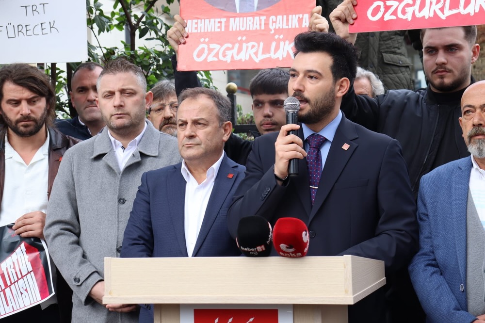 TRT �N�NDE �DAVA CANLI YAYINLANSIN� �A�RISI
