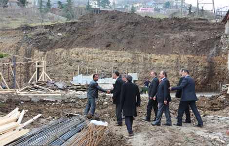Trkmen beldeleri geziyor