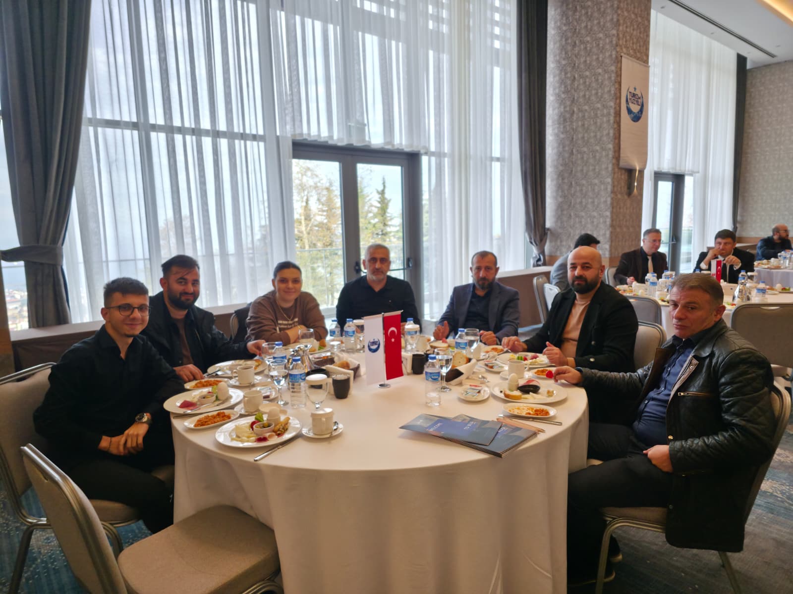 T�RSAB Do�u Karadeniz B�lge Ba�kanl���, Trabzon Acentalar� �le Sezon De�erlendirme Toplant�s�nda Bir Araya Geldi