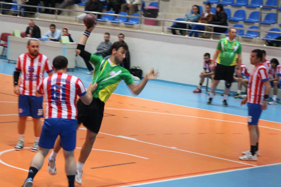 Tütünspor zaferle dönüyor