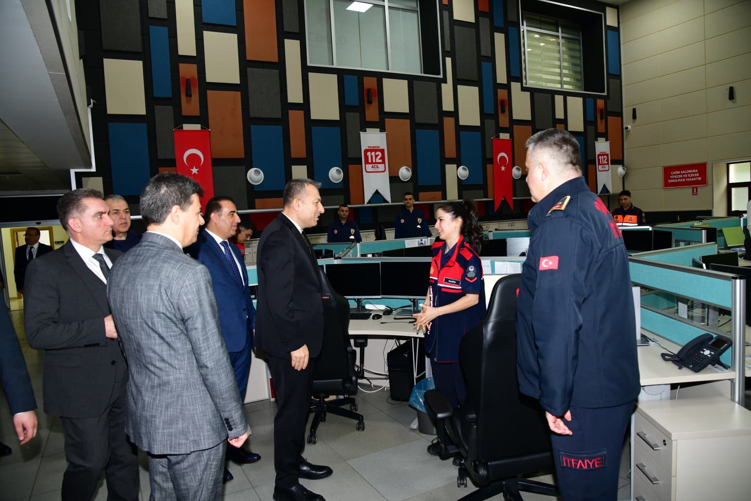 Vali �ahin'den 112 Acil �a�r� Merkezi ziyareti