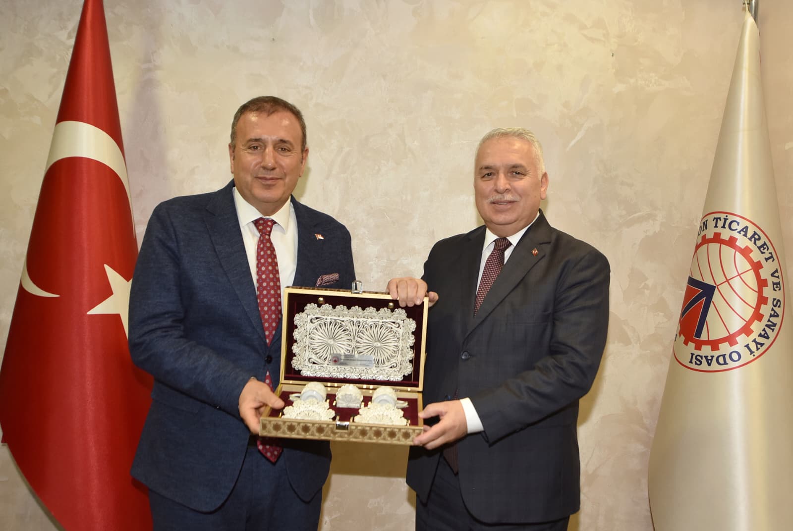 Vali Y�ld�r�m'dan TTSO'ya veda ziyareti