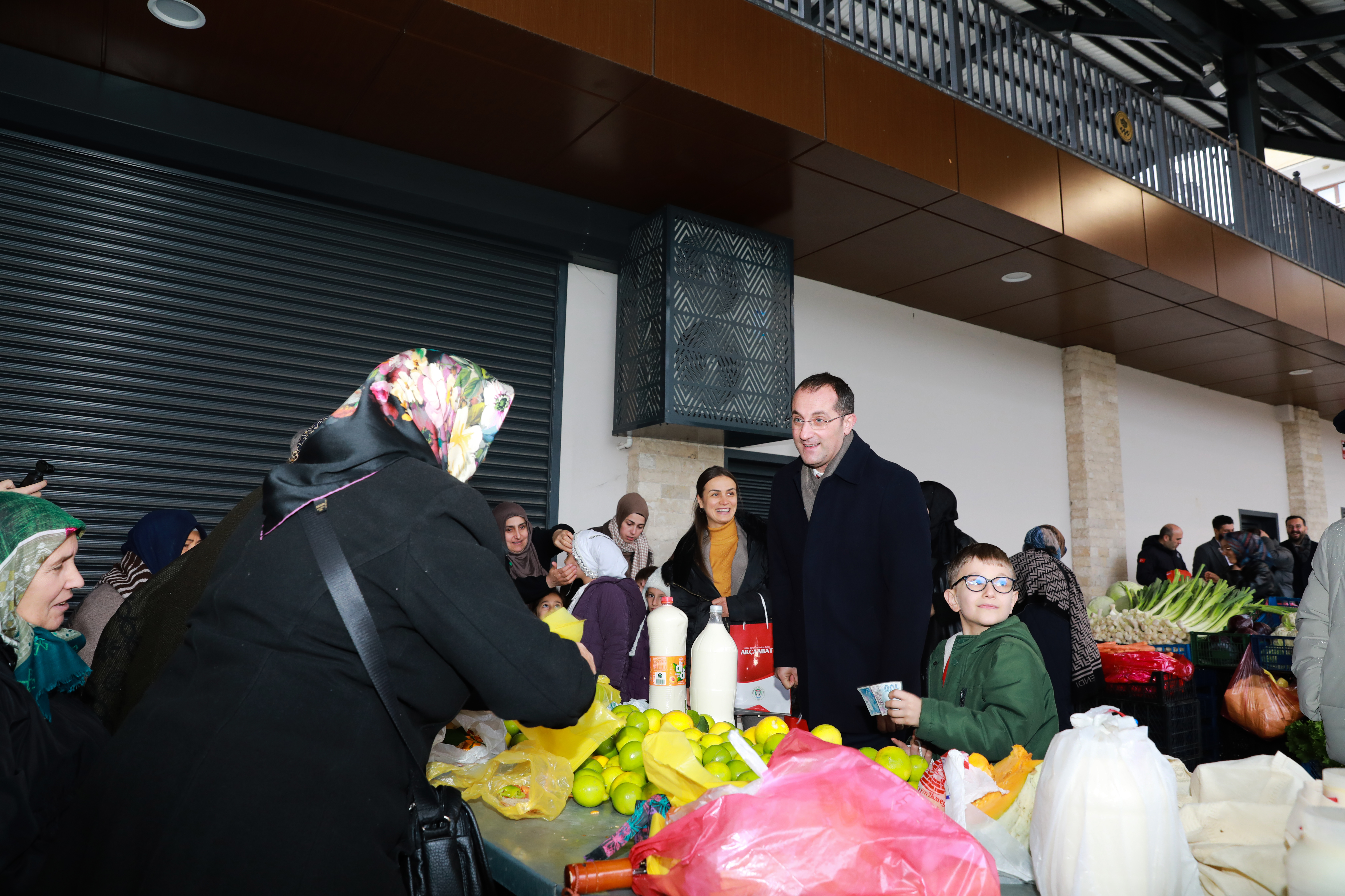 YERL� MALI HAFTASI AK�AABAT�TA KUTLANDI

